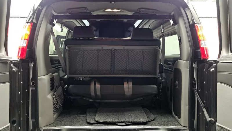 Chevrolet Express Van