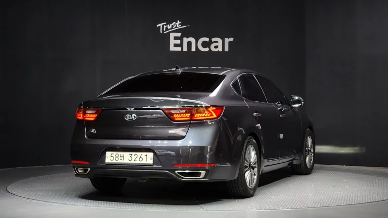 Kia K7