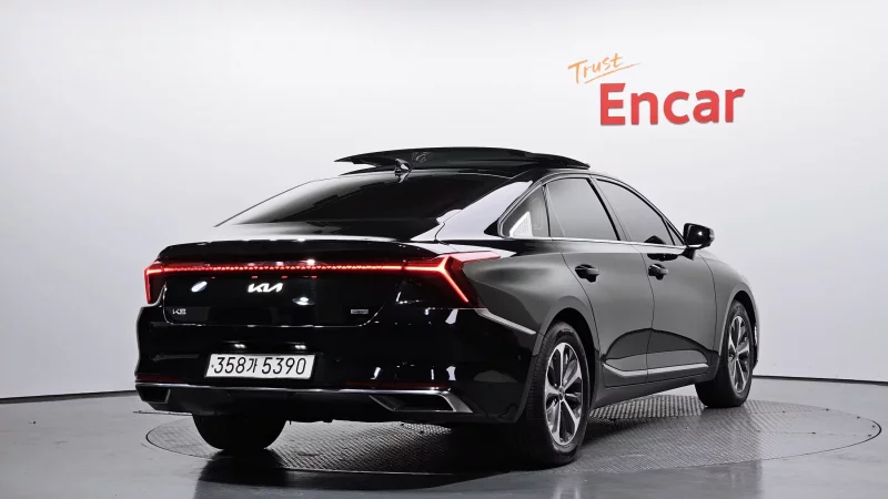 Kia K8