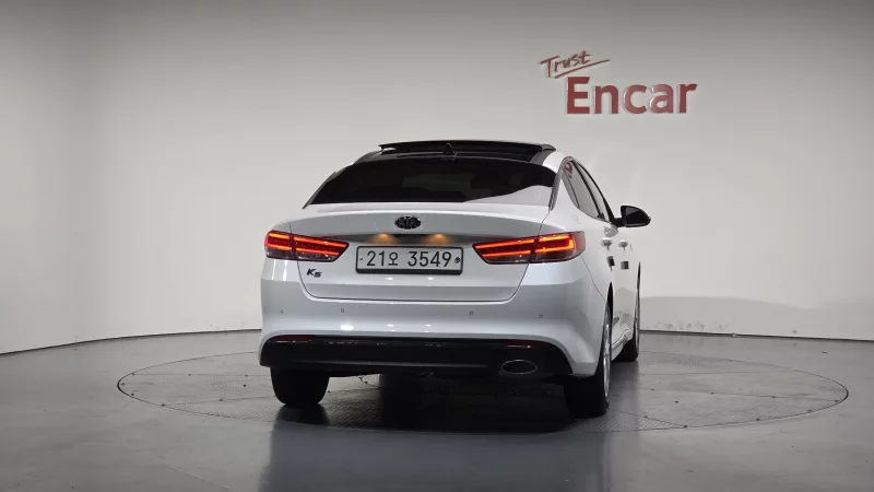 Kia K5