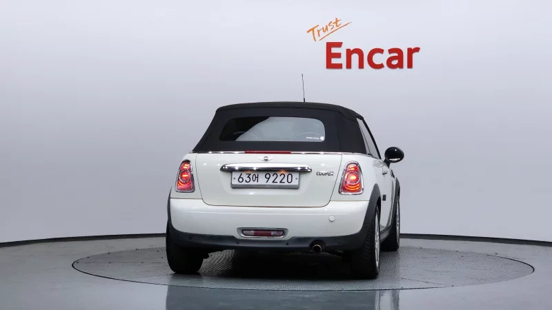 MINI Cooper Convertible