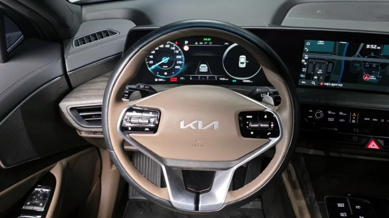 Kia K8