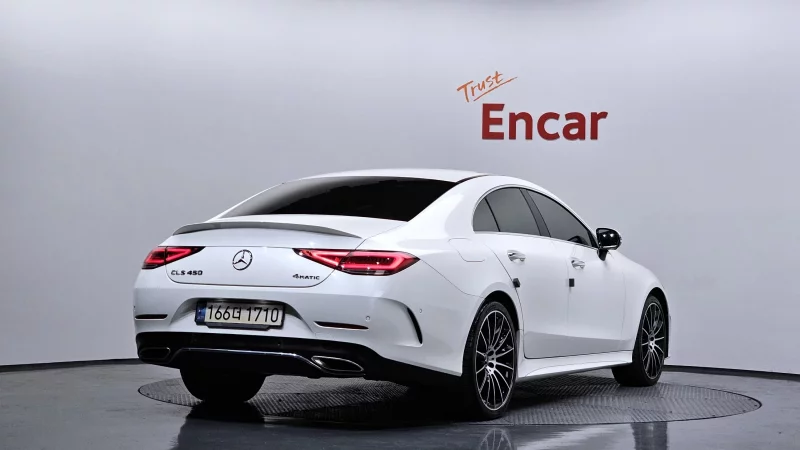 Mercedes-Benz CLS-Class