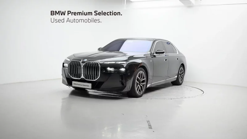 BMW 7-Series