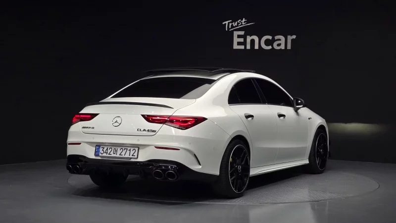 Mercedes-Benz CLA-Class