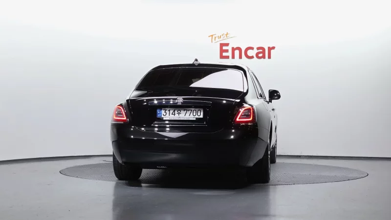 Rolls-Royce GHOST