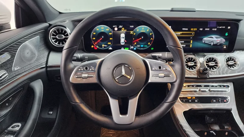 Mercedes-Benz CLS-Class