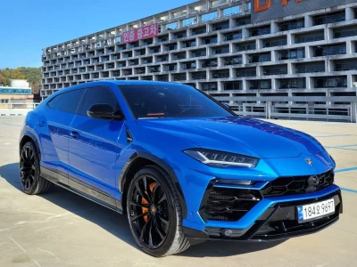 Lamborghini URUS