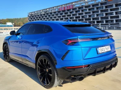 Lamborghini URUS