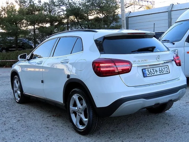 Mercedes-Benz GLA-Class