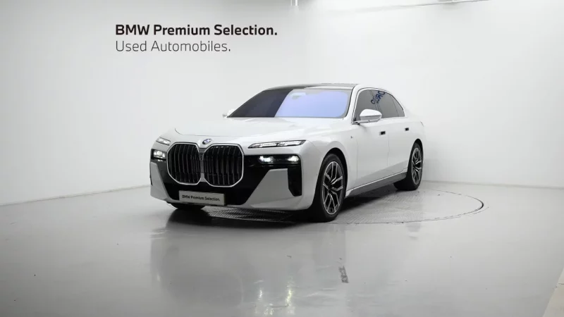 BMW 7-Series