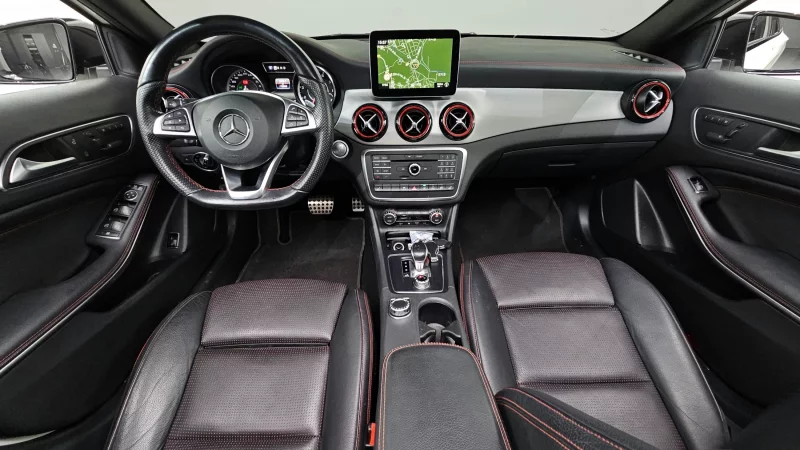 Mercedes-Benz GLA-Class