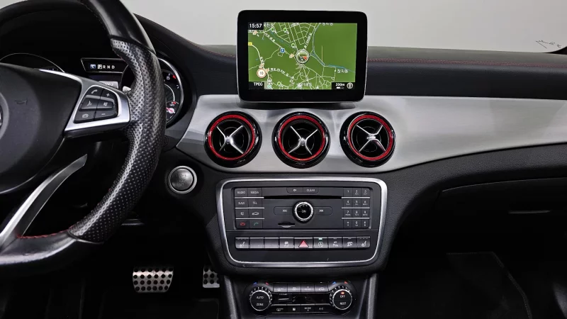 Mercedes-Benz GLA-Class