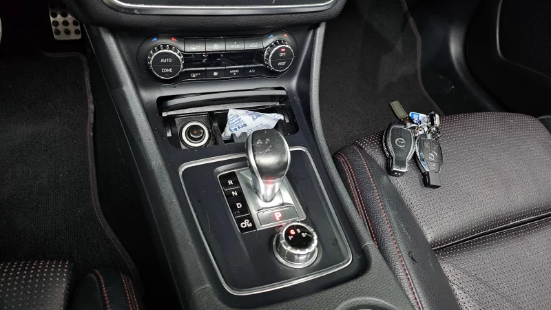 Mercedes-Benz GLA-Class