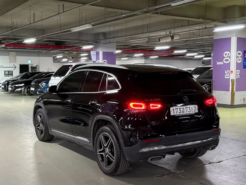 Mercedes-Benz GLA-Class