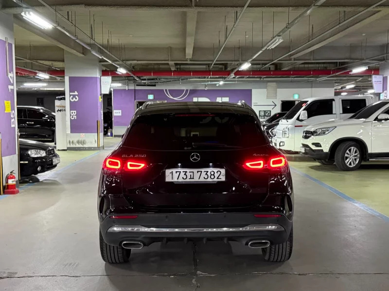 Mercedes-Benz GLA-Class