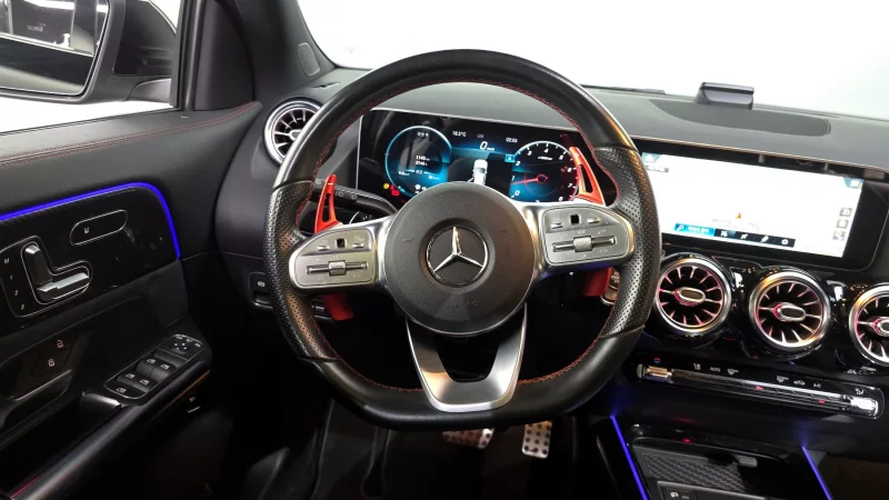 Mercedes-Benz GLA-Class