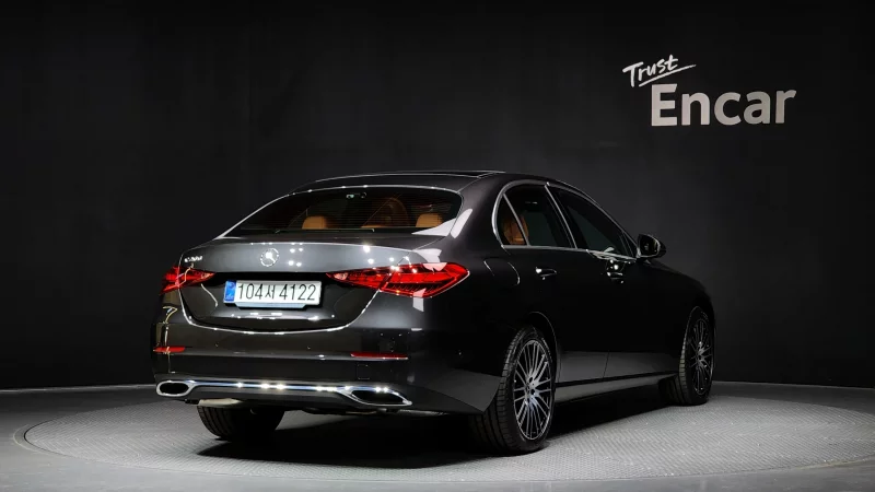 Mercedes-Benz C-Class