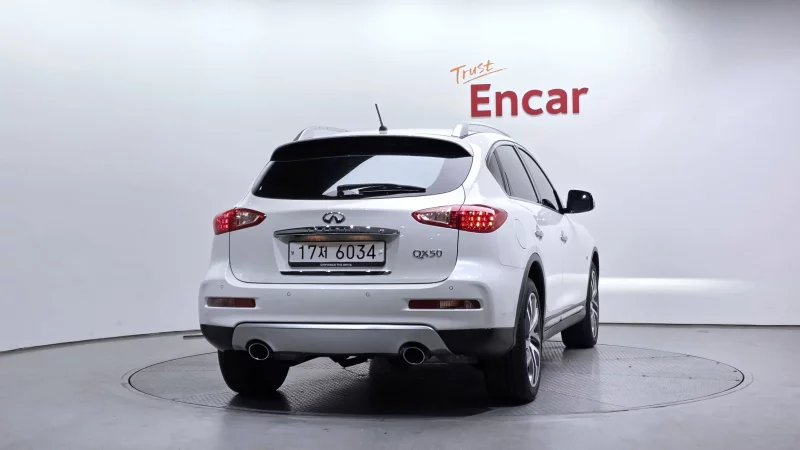 Infiniti QX50