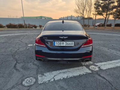 Genesis G70