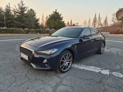 Genesis G70