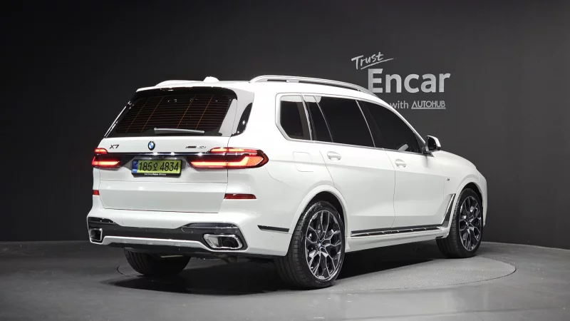 BMW X7