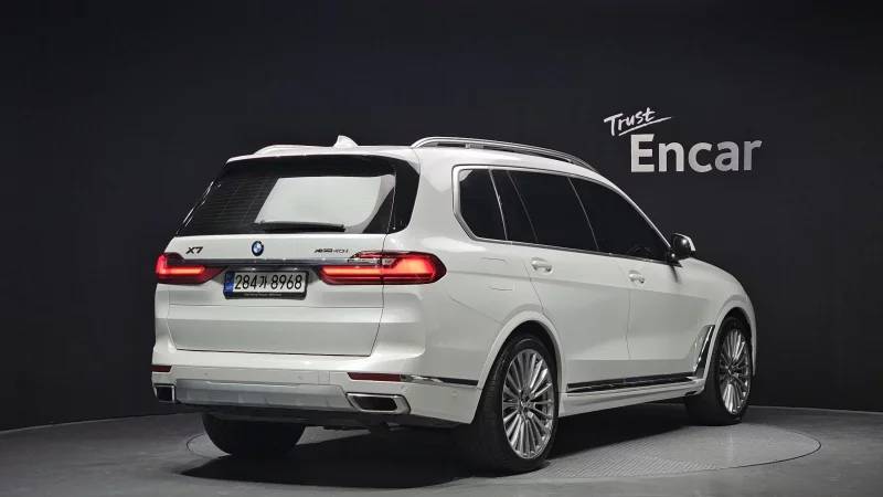 BMW X7