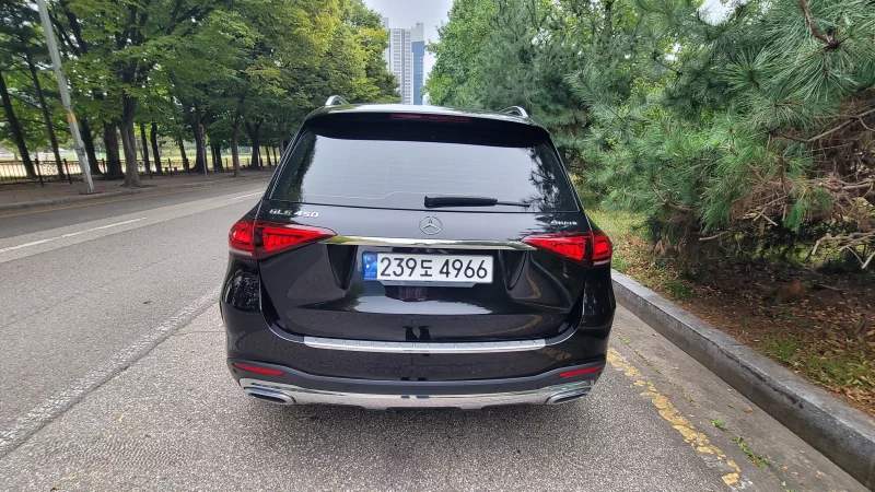 Mercedes-Benz GLE-Class
