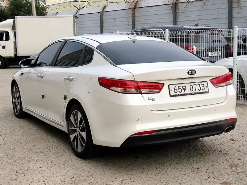 Kia K5