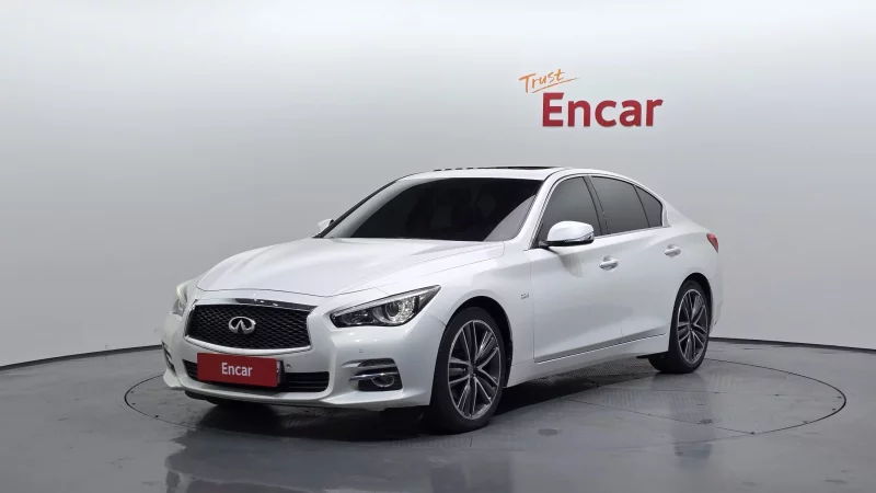 Infiniti Q50