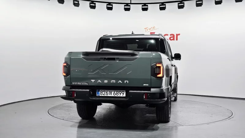 Kia Tasman