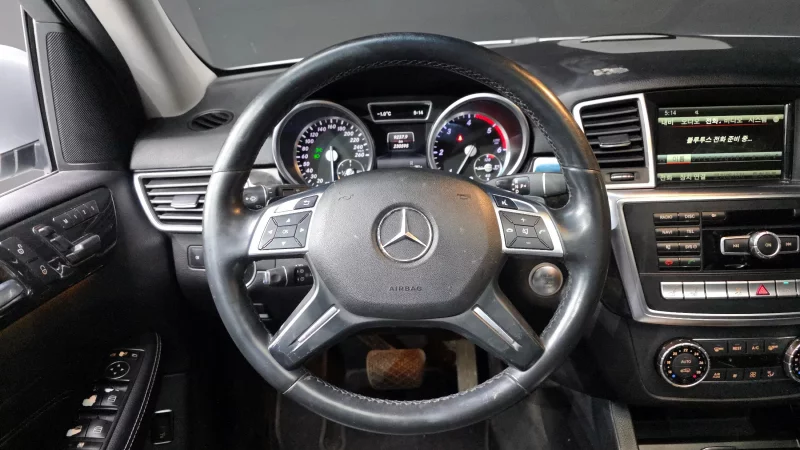 Mercedes-Benz M-class