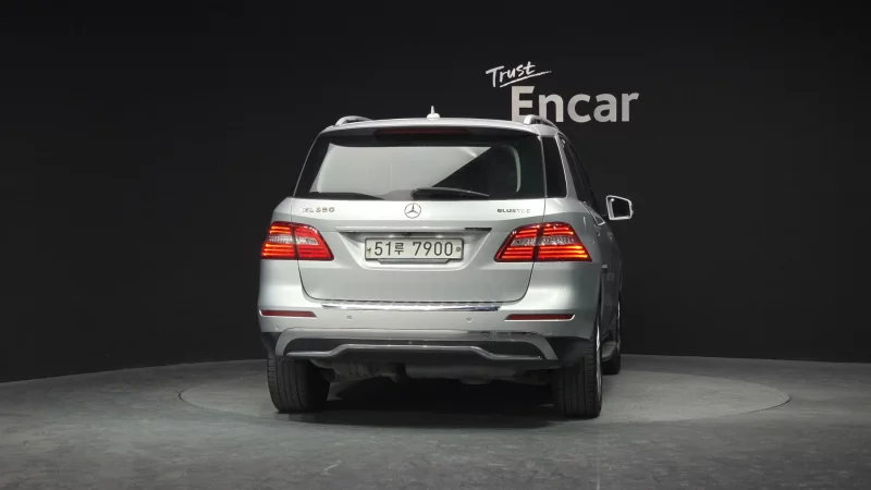 Mercedes-Benz M-class