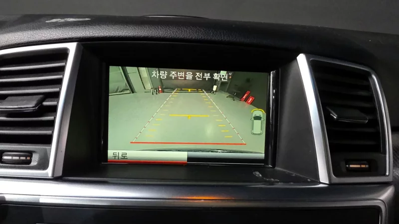 Mercedes-Benz M-class