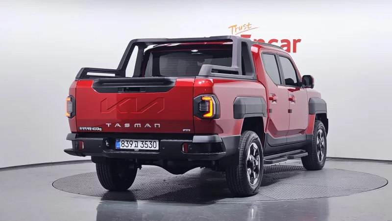 Kia Tasman
