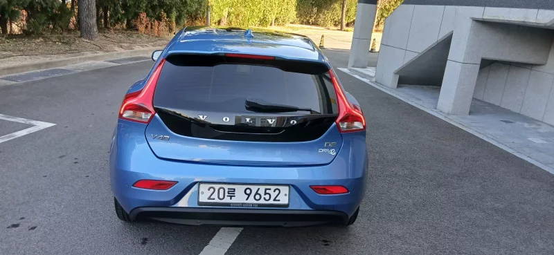 Volvo V40