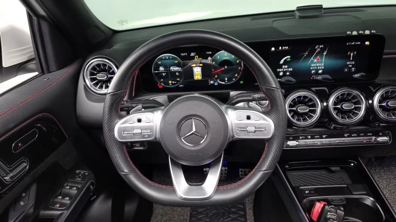 Mercedes-Benz GLB-Class