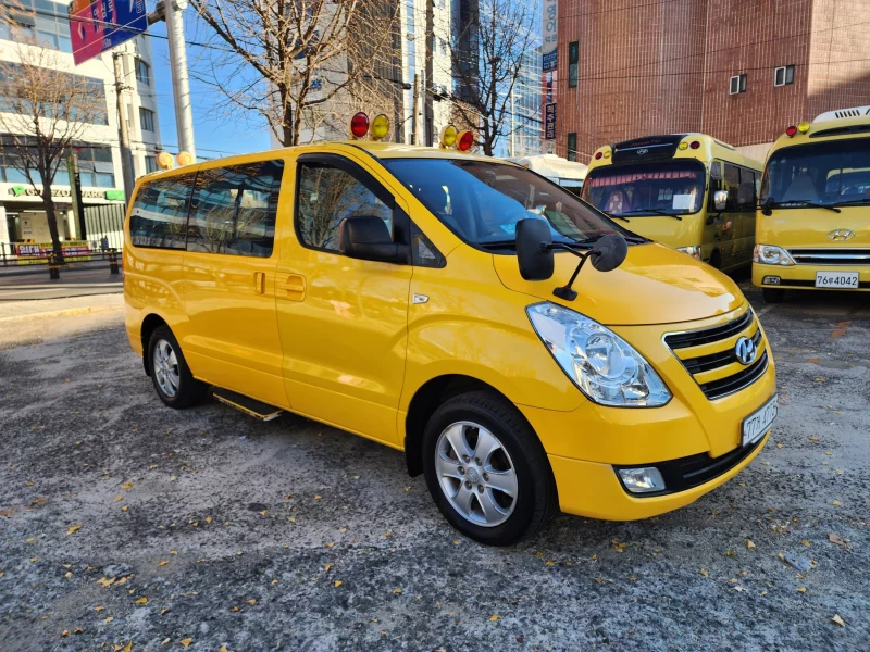Hyundai Grand Starex