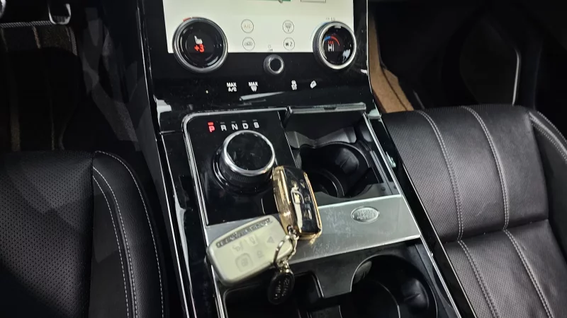 Land Rover RANGE ROVER VELAR