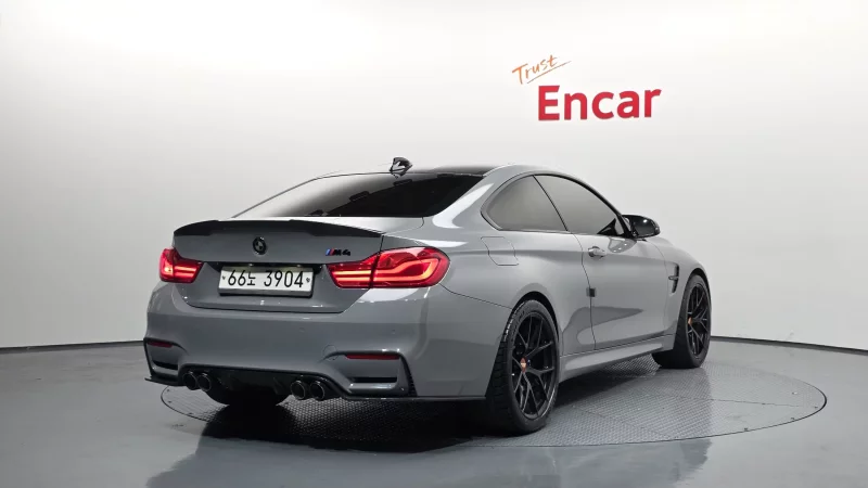 BMW M4