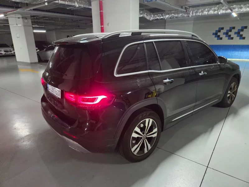 Mercedes-Benz GLB-Class