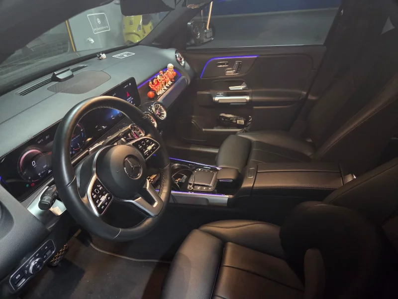 Mercedes-Benz GLB-Class