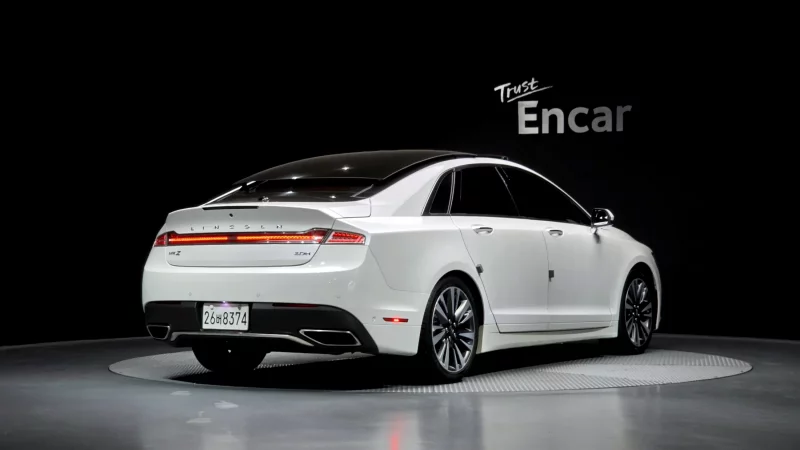 Lincoln MKZ