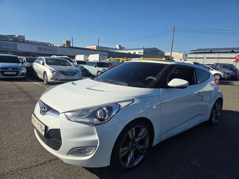 Hyundai Veloster