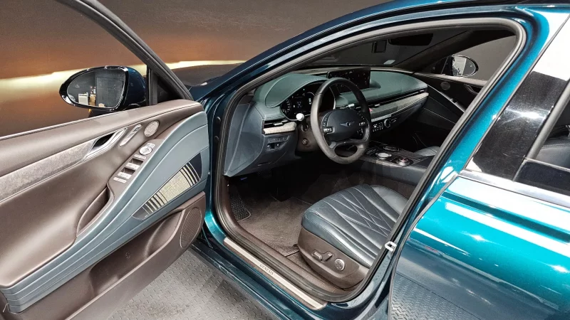 Genesis Electrified G80