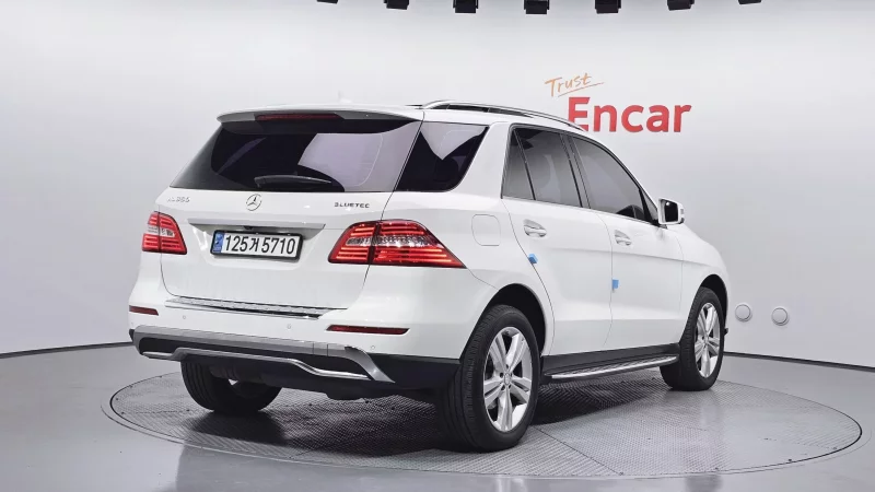 Mercedes-Benz M-class