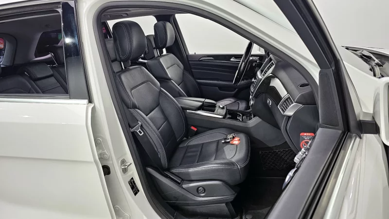 Mercedes-Benz M-class