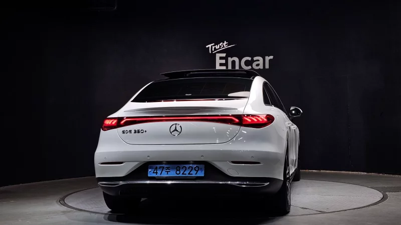 Mercedes-Benz EQE