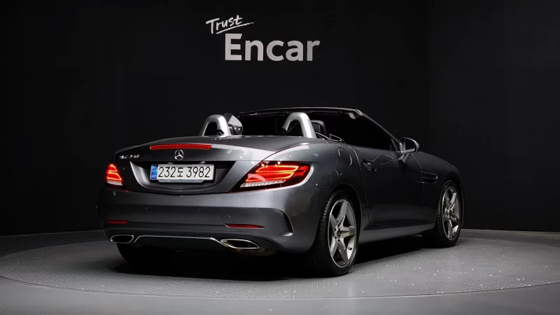 Mercedes-Benz SLC-Class