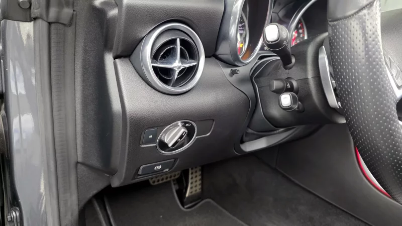 Mercedes-Benz SLC-Class